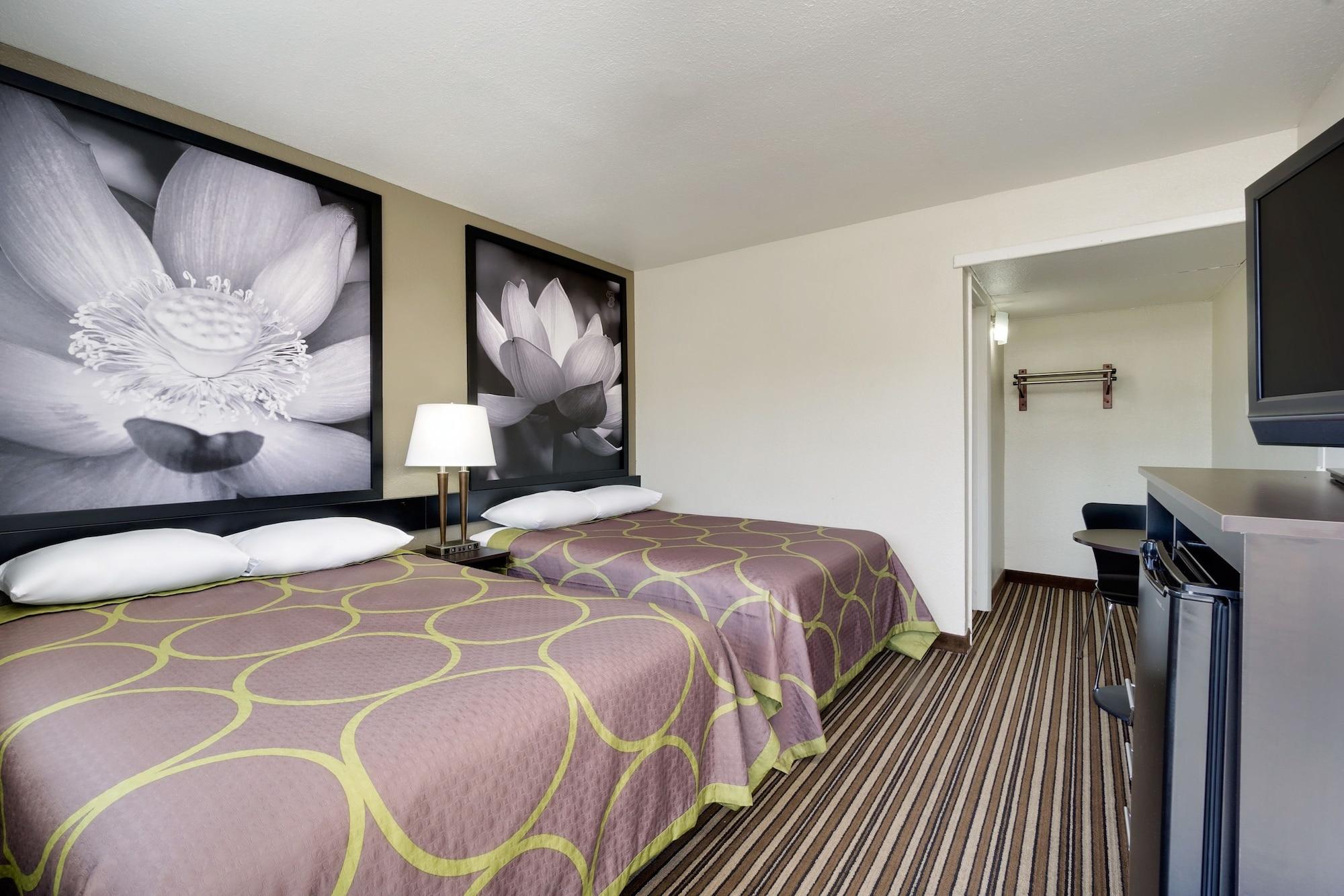 Super 8 By Wyndham Florence Ngoại thất bức ảnh