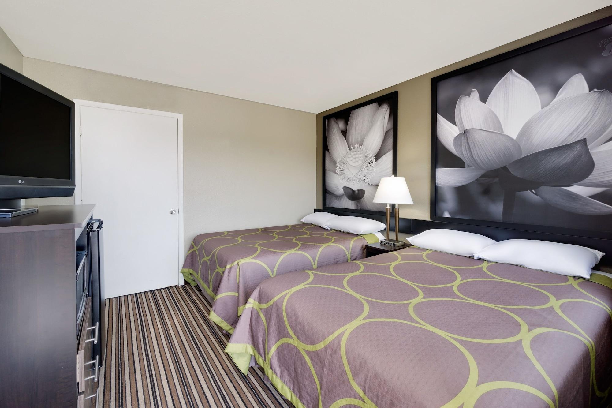 Super 8 By Wyndham Florence Ngoại thất bức ảnh
