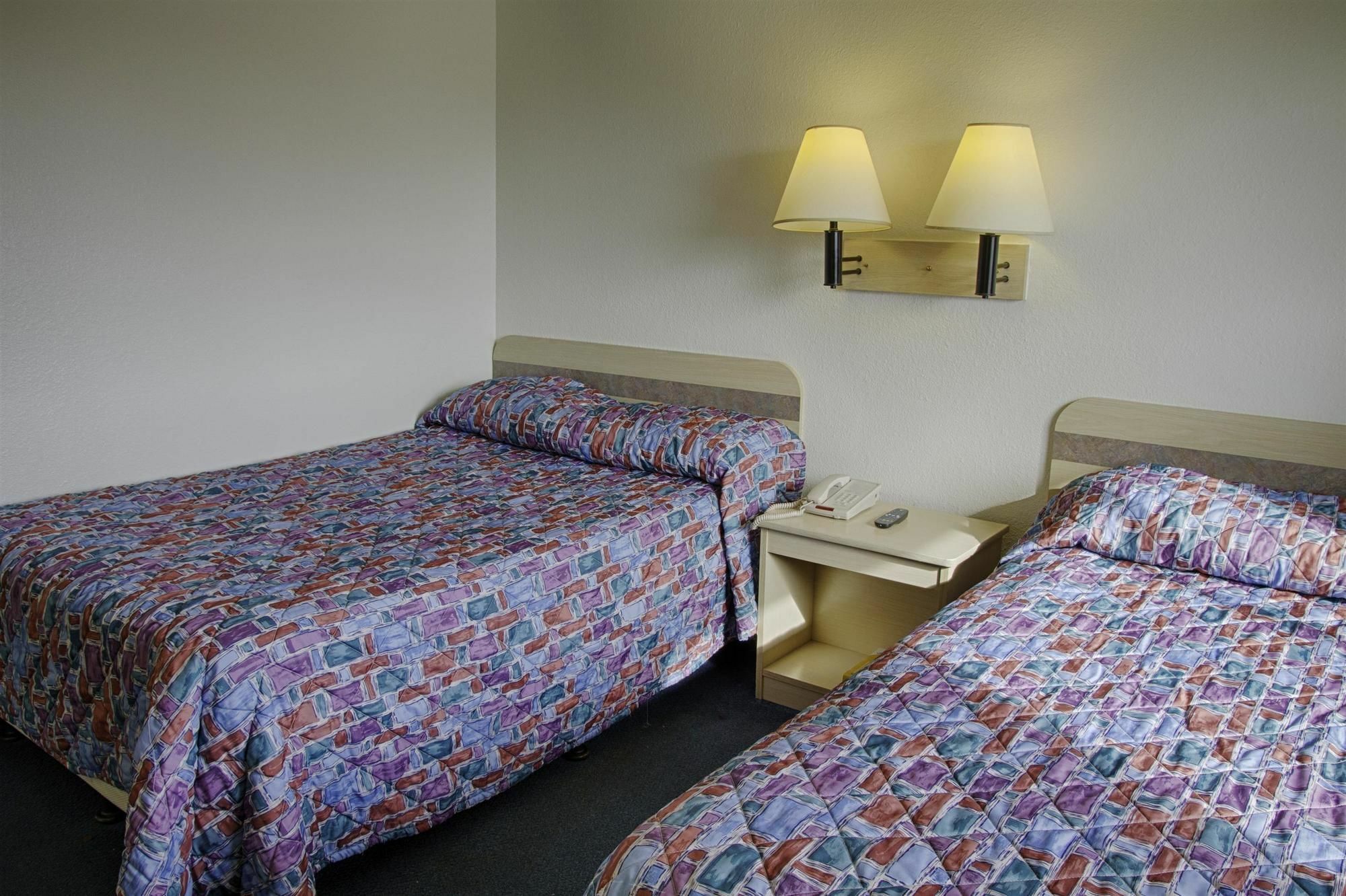 Super 8 By Wyndham Florence Ngoại thất bức ảnh